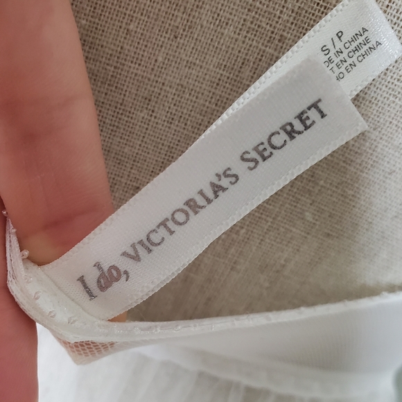 Bridal nightwear set - Picture 5 of 8